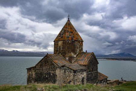Viaggio organizzato con guida in italiano in Armenia a partenza garantita minimo 2 partecipanti